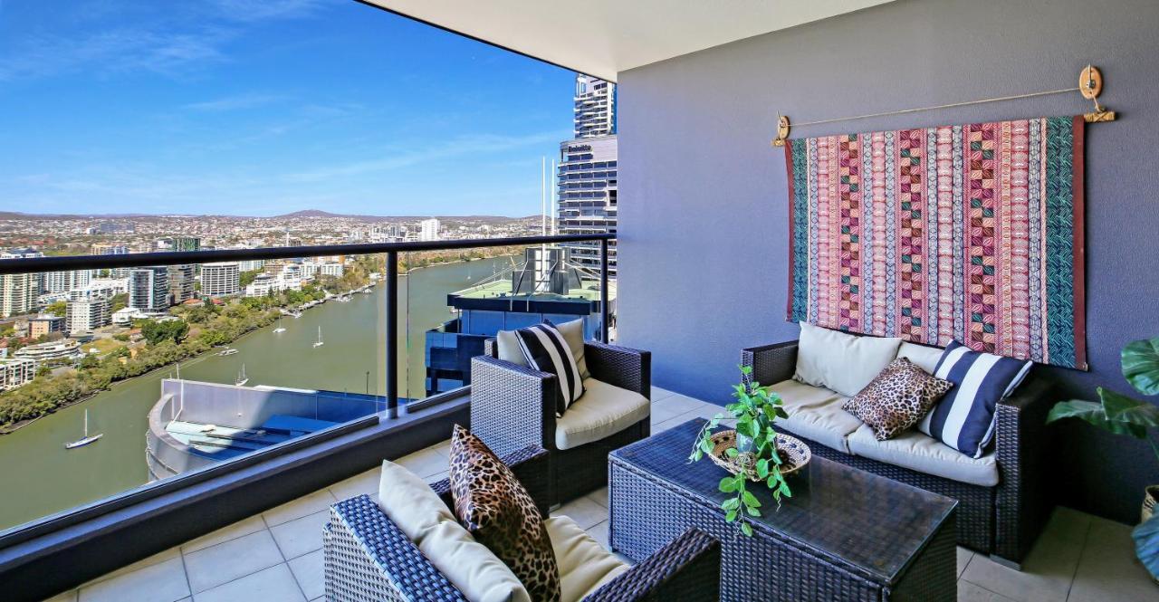 African Escape On Level 38 - Balcony With Views 브리즈번 외부 사진
