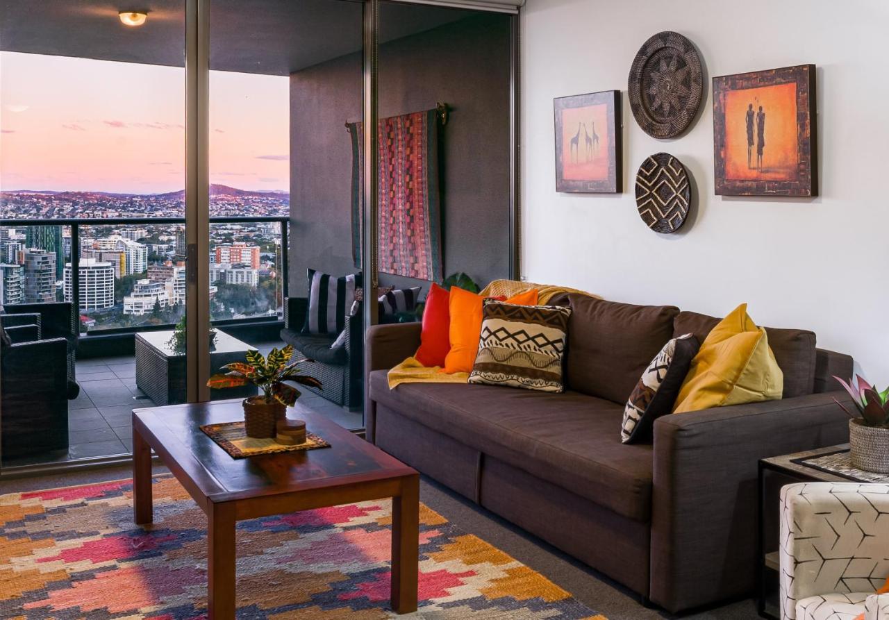 African Escape On Level 38 - Balcony With Views 브리즈번 외부 사진